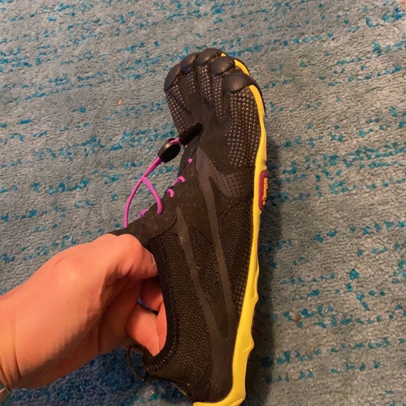 Vibram running FiveFinger - Picture 4 of 7
